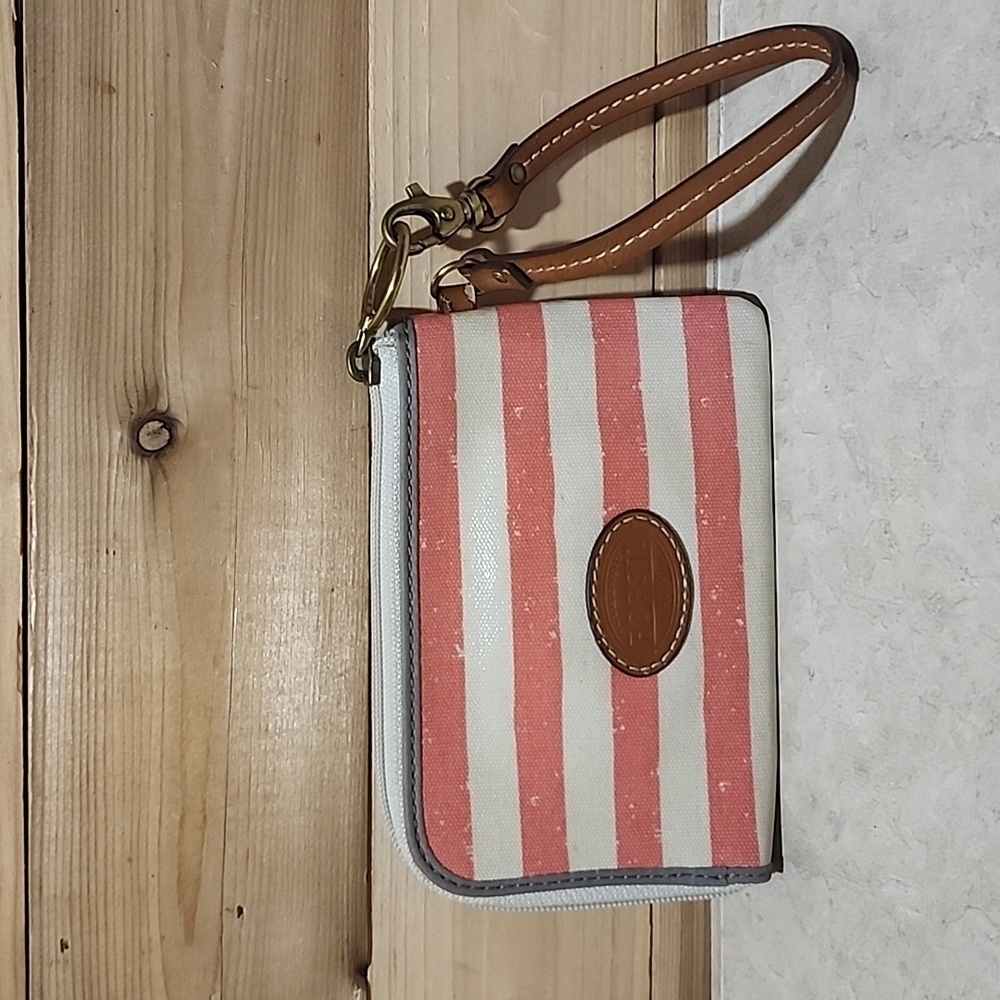 Fossil Wristlet card holder waller